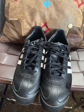 adidas Samoa  Men’s Black Sneakers with White Three Stripes- 8.5